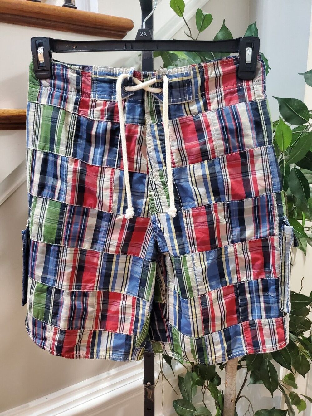 Roundtree & Yorke Mens Shorts Plaid Casuals Swimwear Chino Size Small
